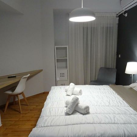 Minimal Luxury Near Acropolis Apartment Атина Екстериор снимка