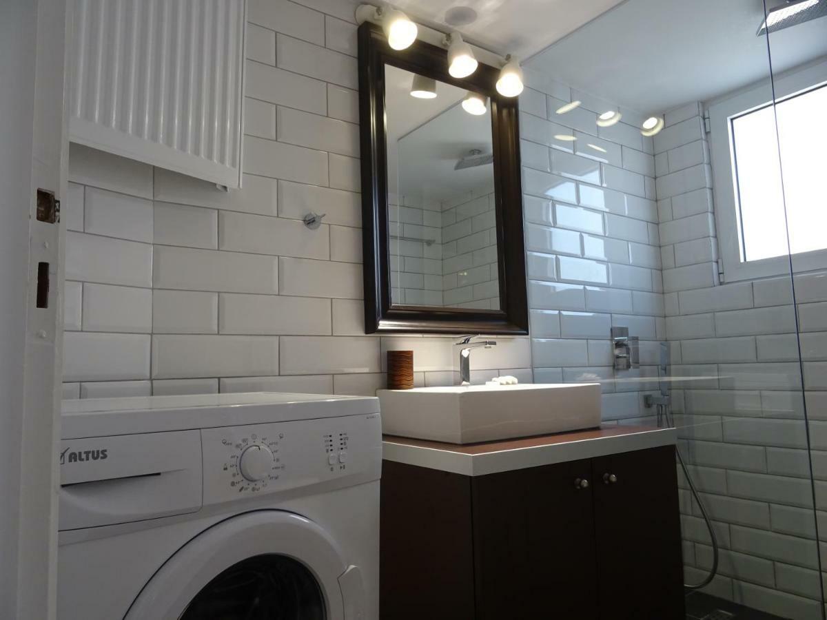 Minimal Luxury Near Acropolis Apartment Атина Екстериор снимка